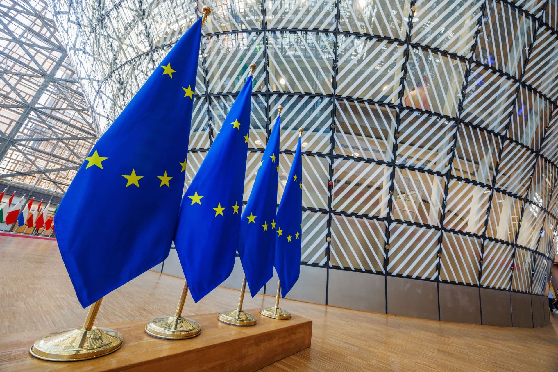 Cover Image for EU-Kommission prüft Verbrenner-Ausnahmen nach 2035