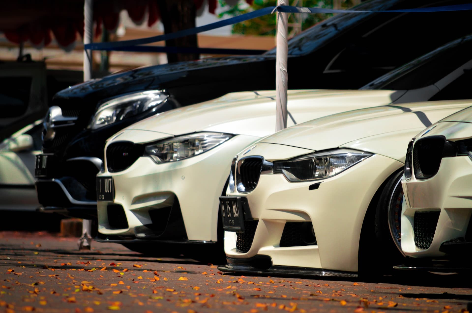 BMW und Mercedes haben das CO₂-Ziel der EU schon erreicht