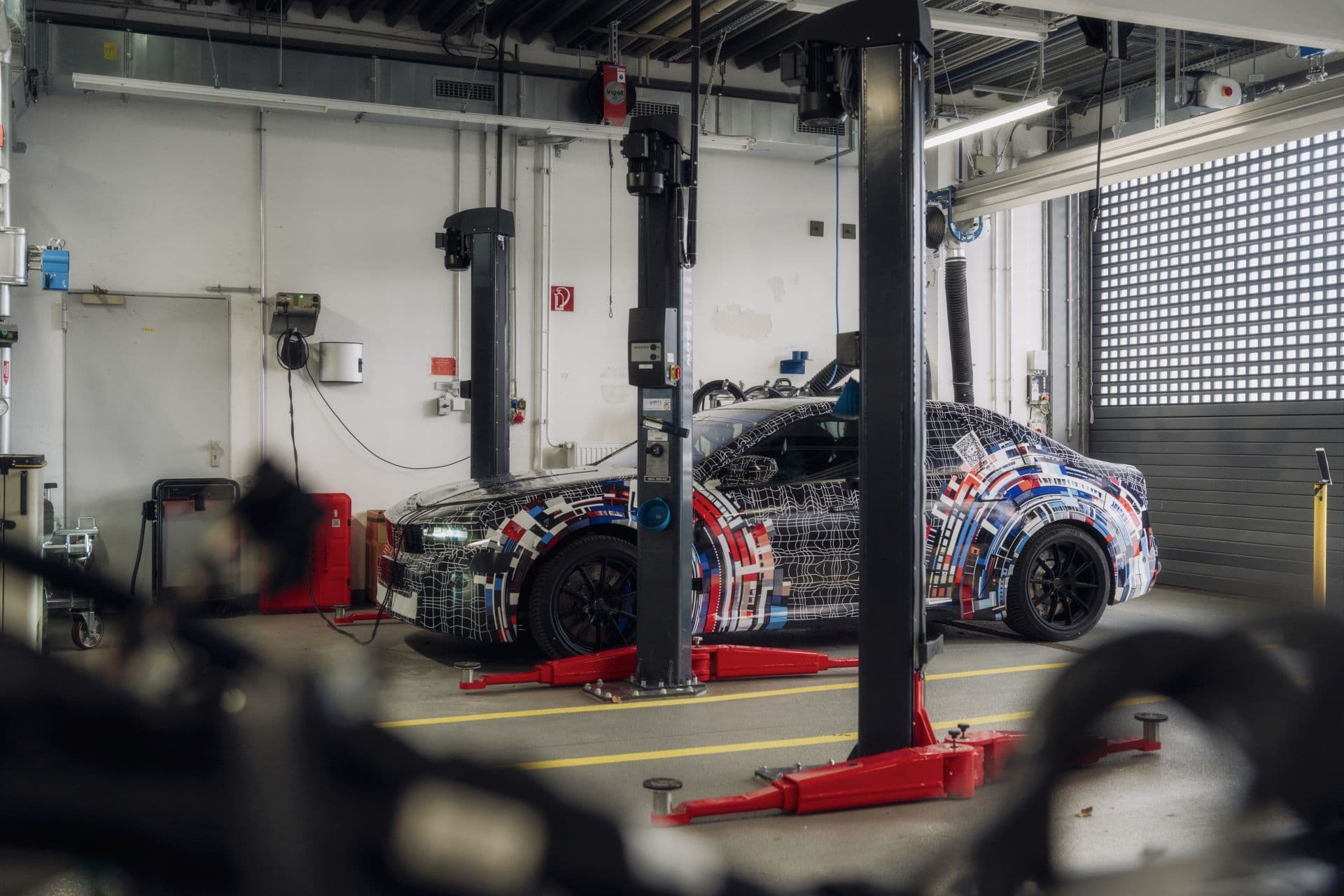 BMW M verabschiedet sich vom Verbrenner. Teilweise.