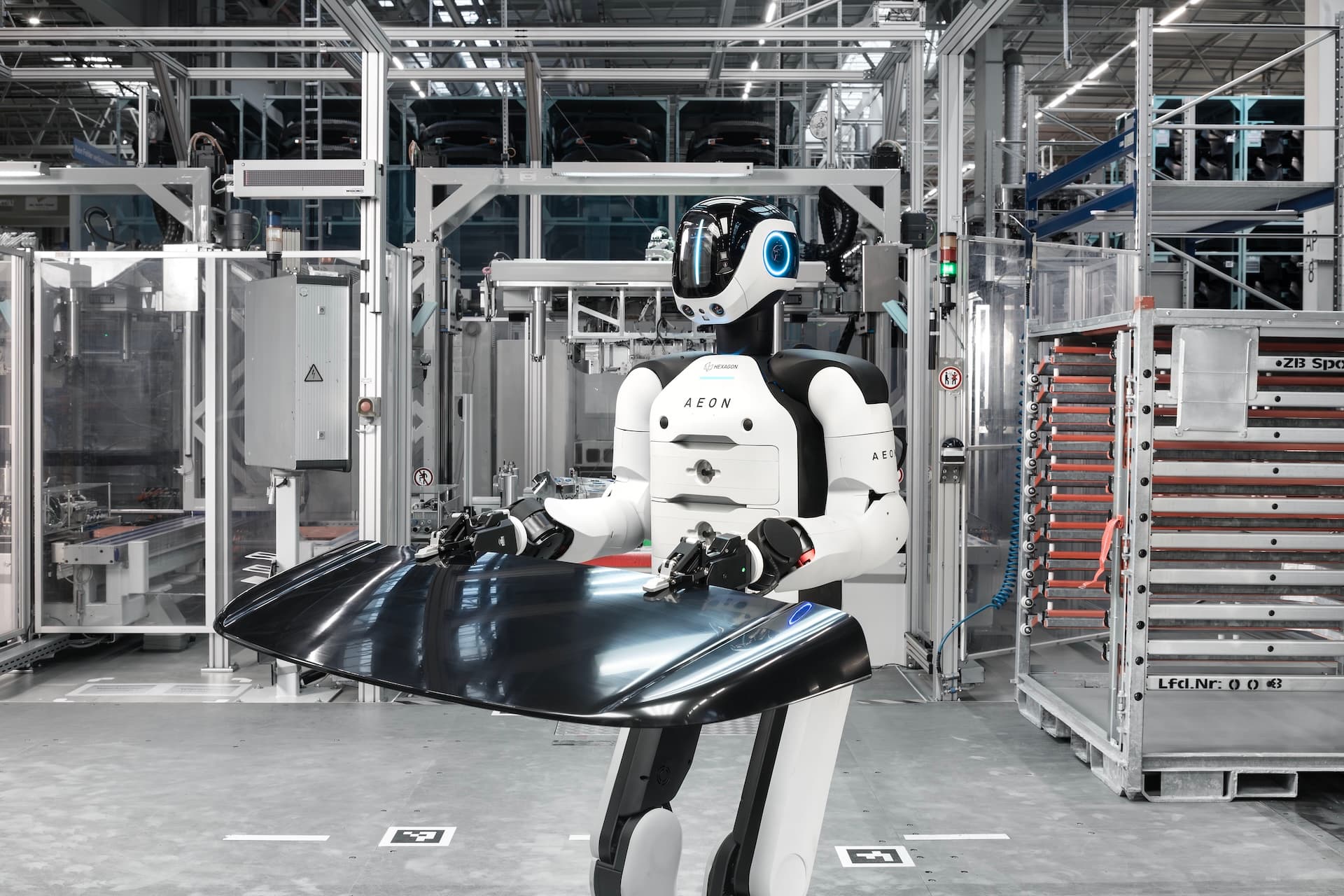 KI: BMW erprobt humanoide Roboter in der Produktion in Leipzig