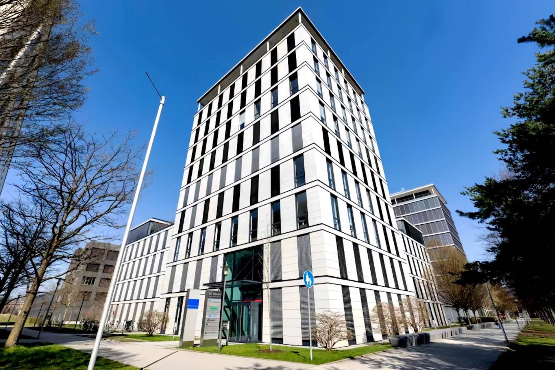 Leapmotor eröffnet Innovationszentrum in München