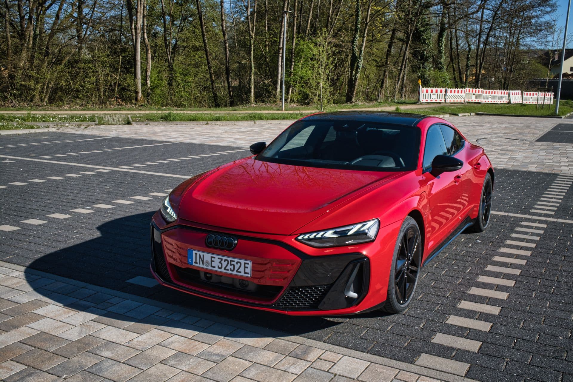 Audi e-tron GT quattro Test: Was die Basisvariante leistet