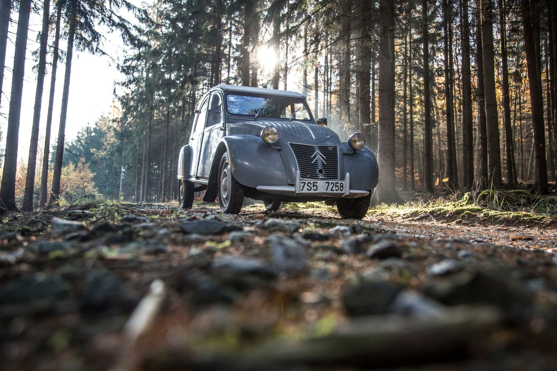 Citroën 2CV kommt als Elektroauto zurück. Wohl ab 2028