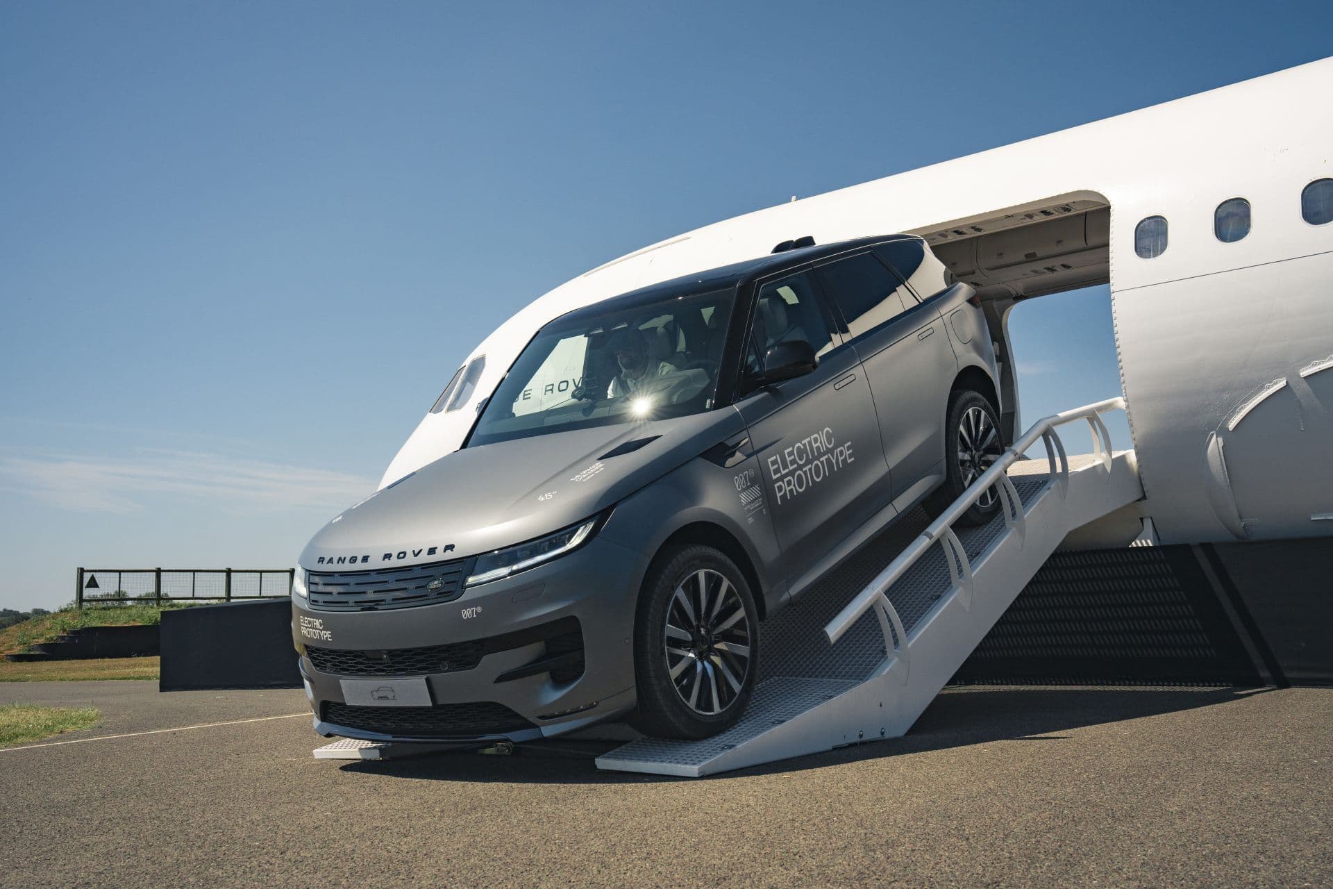 Range Rover bestätigt zweites Elektromodell für 2026