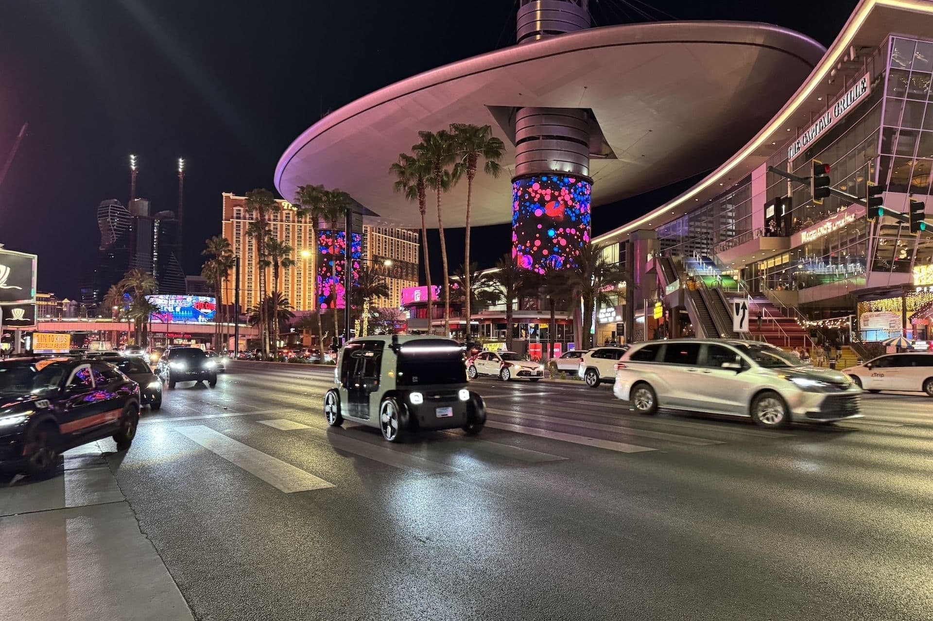 So fährt sich Amazons Elektro-Robotaxi Zoox in Las Vegas