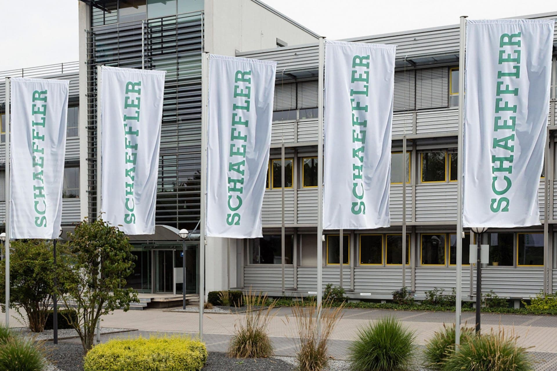 Schaeffler kappt E-Auto-Ziele nach US-Förderstopp
