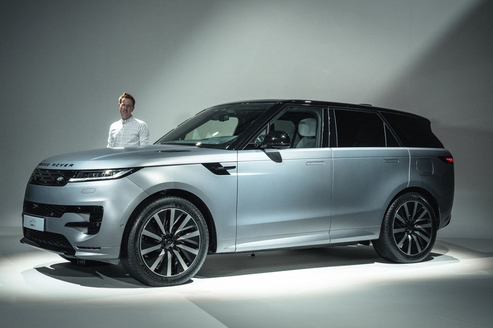 Erste Ausfahrt im Range Rover Sport Electric