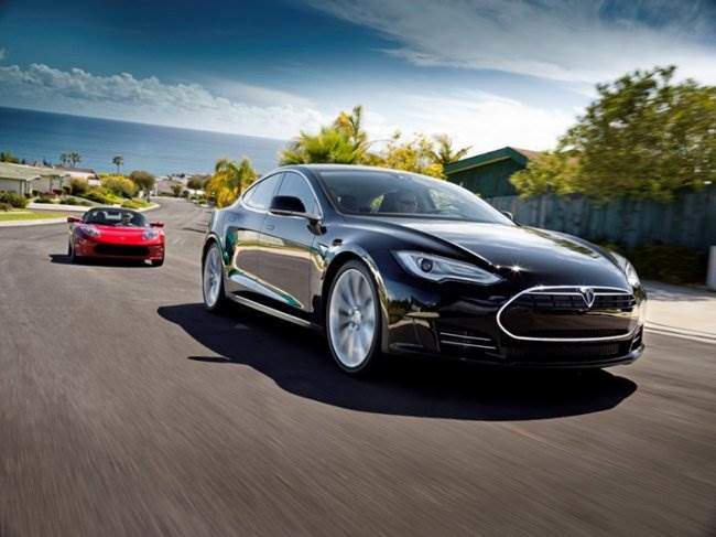Tesla Modell S und Roadster