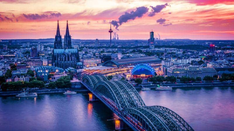 Köln ab 2030 sind alle Busse elektrifiziert