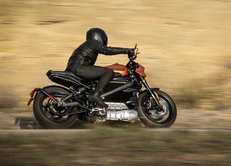 Harley-Davidson LiveWire bei voller Fahrt