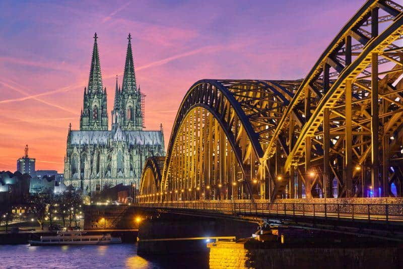 Köln setzt auf weitere Ladepunkte in Zukunft