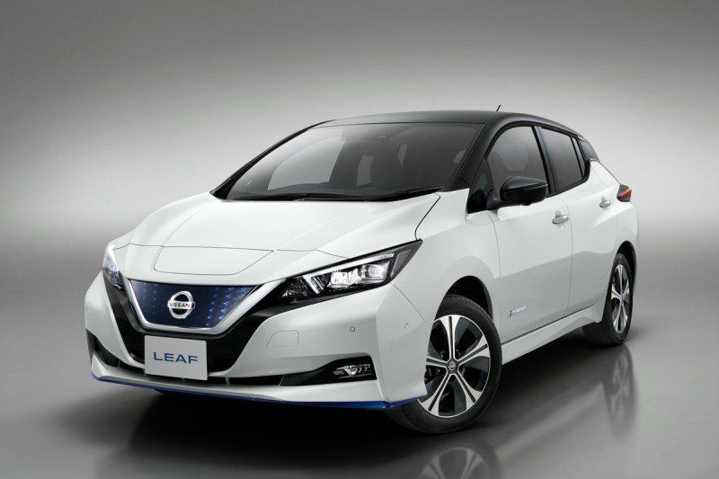 Nissan Leaf 3.ZERO e+ Limited Edition 160 kW217 PS und 62 kWh-starke Lithium-Ionen-Batterie Frontansicht