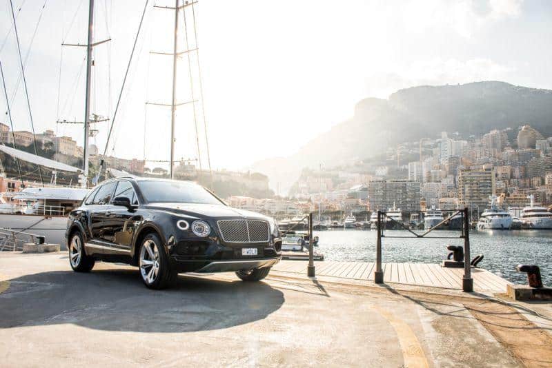 Bentley will so früh wie möglich auf Elektroautos setzen
