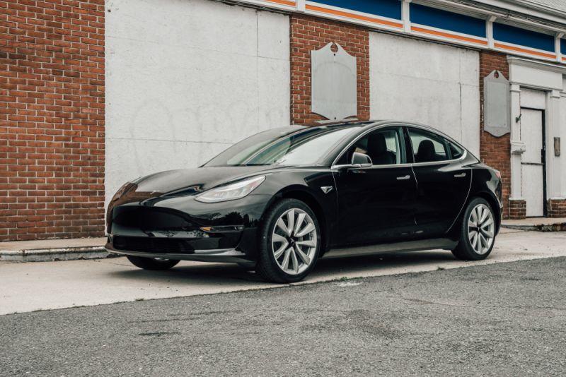 Tesla Model 3 setzt auf austauschbare Batteriemodule