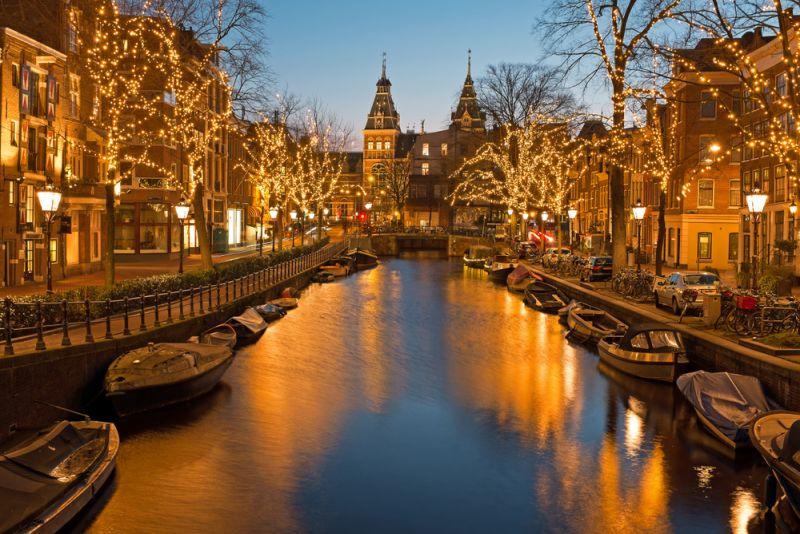 Amsterdam spricht ab 2030 Verbrenner-Verbot aus