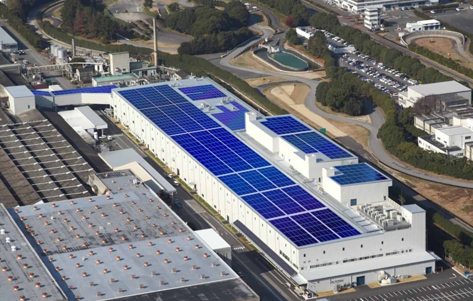 Mitsubishi setzt auf Altbatterien als Energiespeicher für Fotovoltaikanlage in Japan