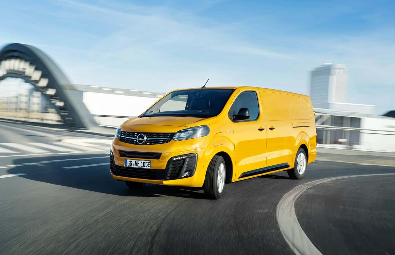 Opel Vivaro-e Elektro-Transporter bereits ab 26.650 Euro mit Umweltbonus