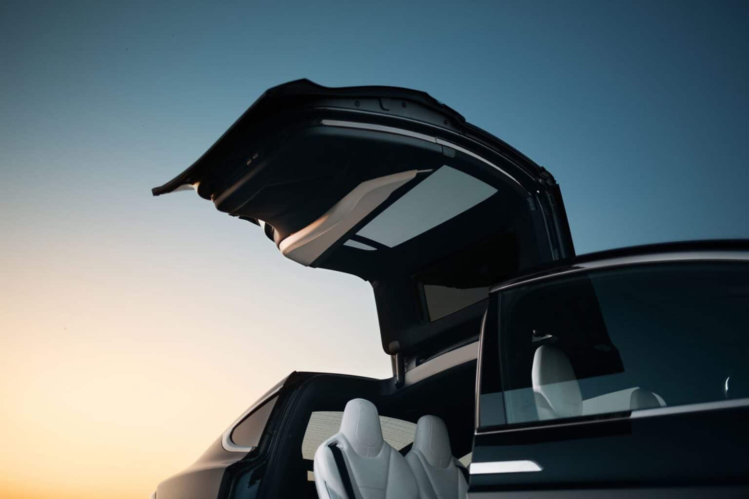 Tesla Model S und Model X laden künftig auch mit 250 kW