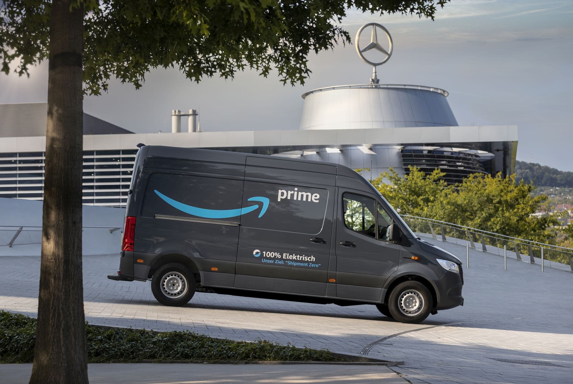 Amazon Bestellt Mehr Als Elektro Transporter Bei Mercedes Benz