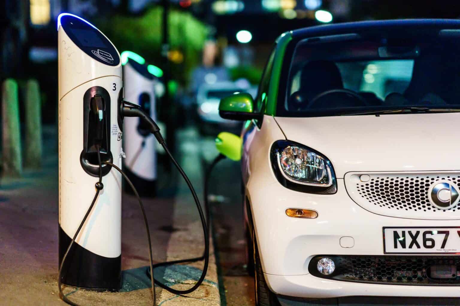 Verbände fordern günstigere Strompreise für nächtliches E-Auto-Laden