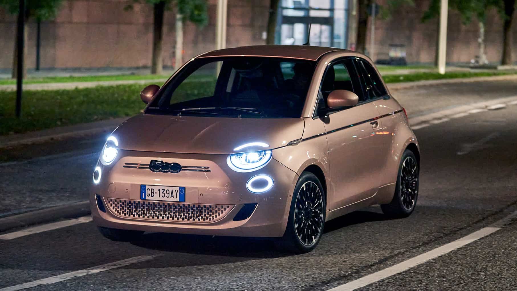 Fiat-500-Elektroauto-LED