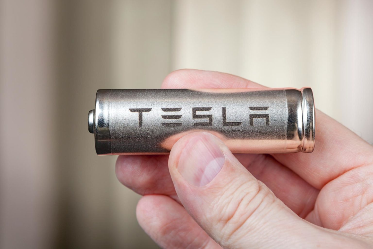Tesla-Batterieforscher will 3,5-Millionen-Kilometer-Batterie erfunden haben