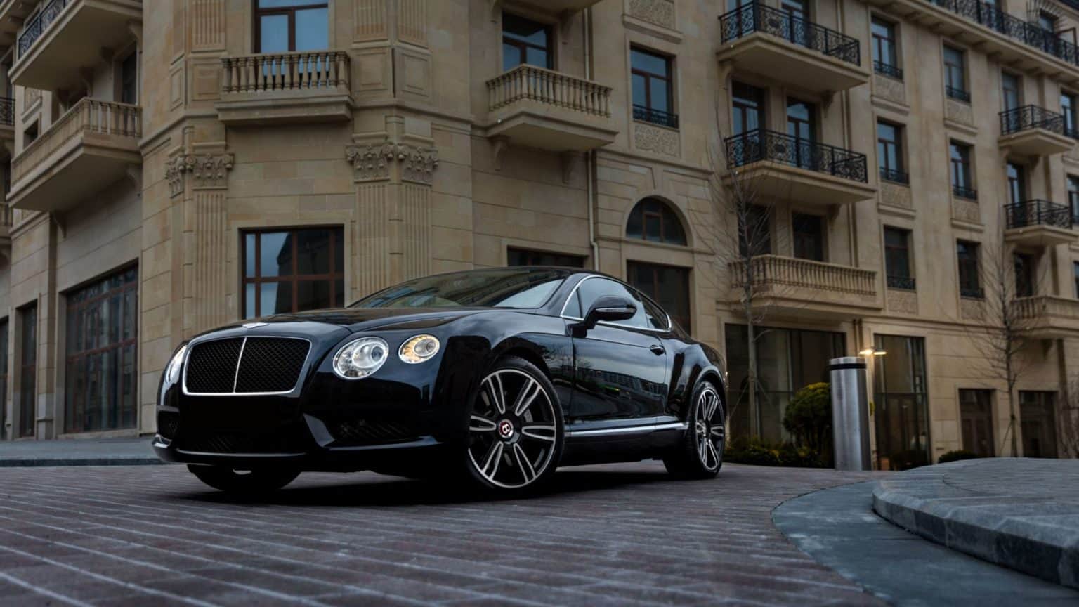 Bentley wird bis 2030 rein elektrisch