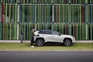 Toyota-Chef hält Elektroautos für einen gefährlichen Hype