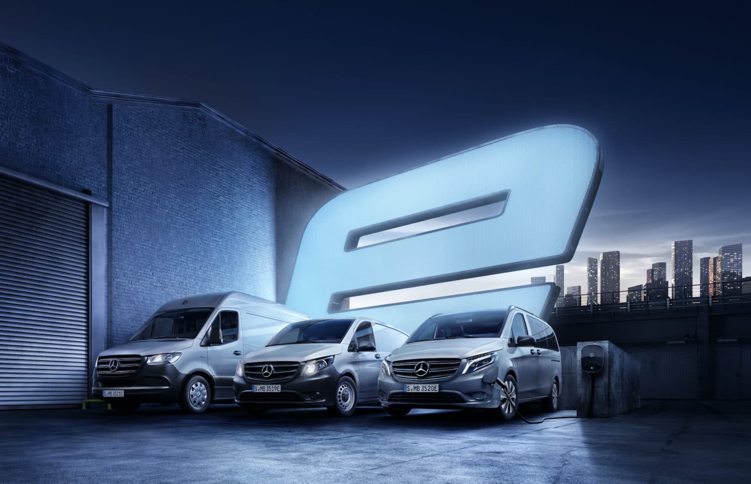 Mercedes-Benz-Bank-Versicherung-Elektro-Vans