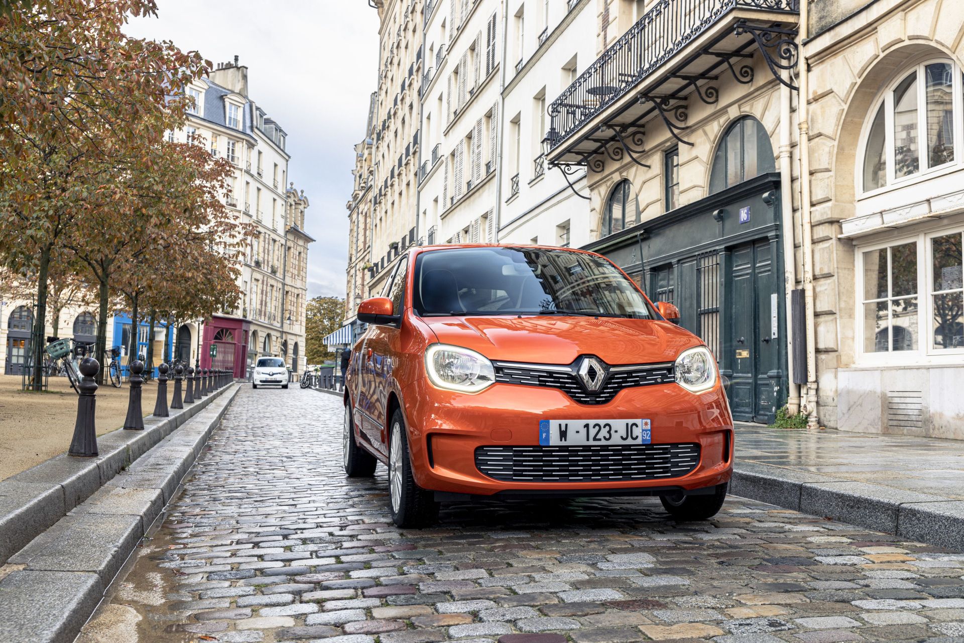 Renault weiterhin Spitzenreiter: 96.000 verkaufte E-Autos per Ende November