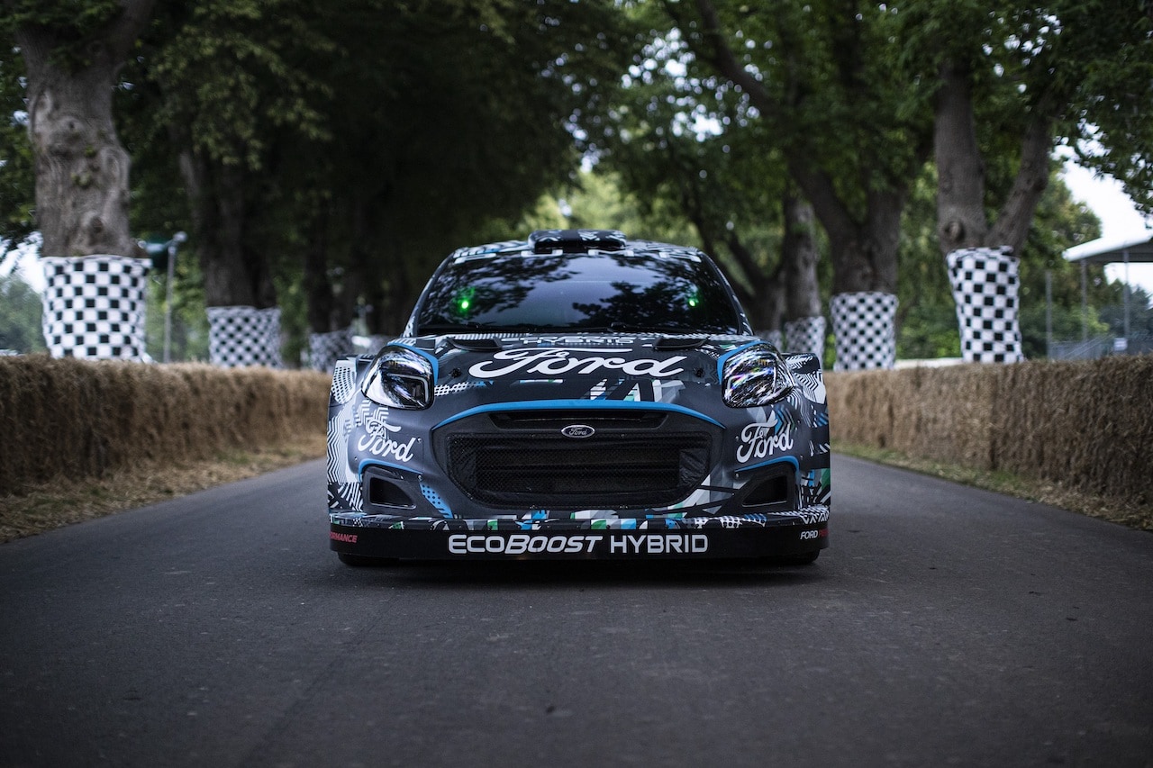 Ford stellt WRC-Rallye-Auto mit Plug-in-Antrieb vor