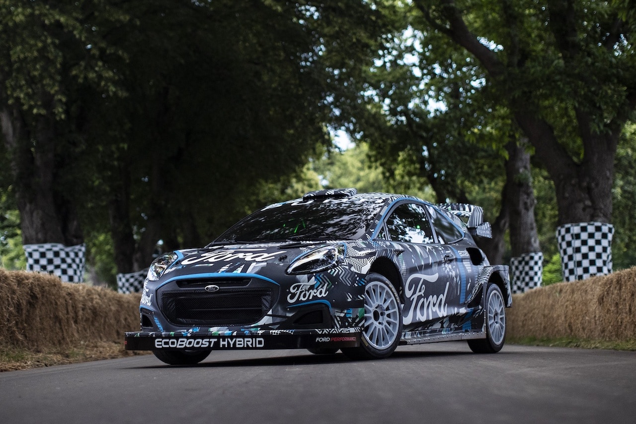 Ford stellt WRC-Rallye-Auto mit Plug-in-Antrieb vor