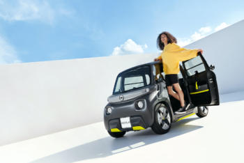Opel-Rocks-e-Leichtkraftfahrzeug-Elektroauto-Führerschein-AM