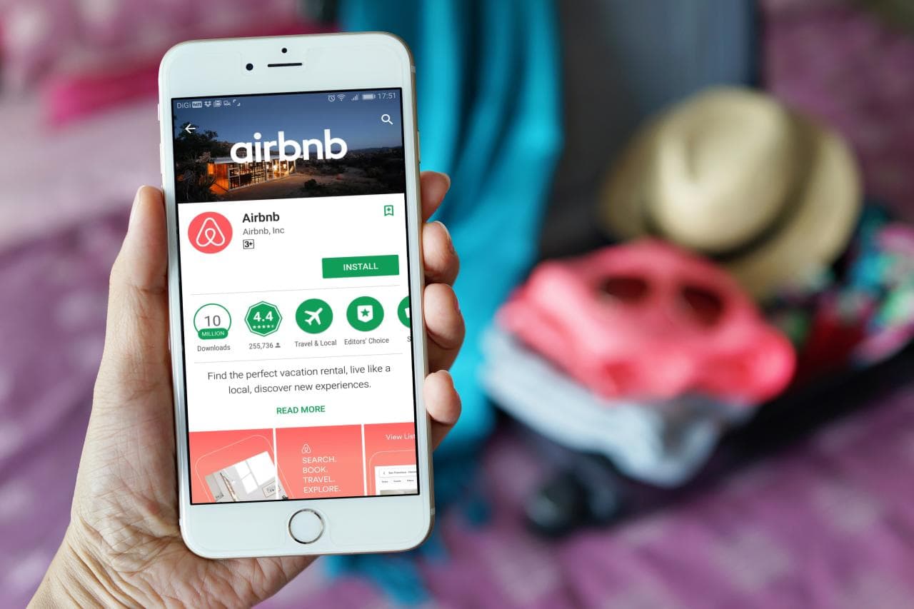 Airbnb rückt E-Mobilität ein wenig mehr in den Vordergrund