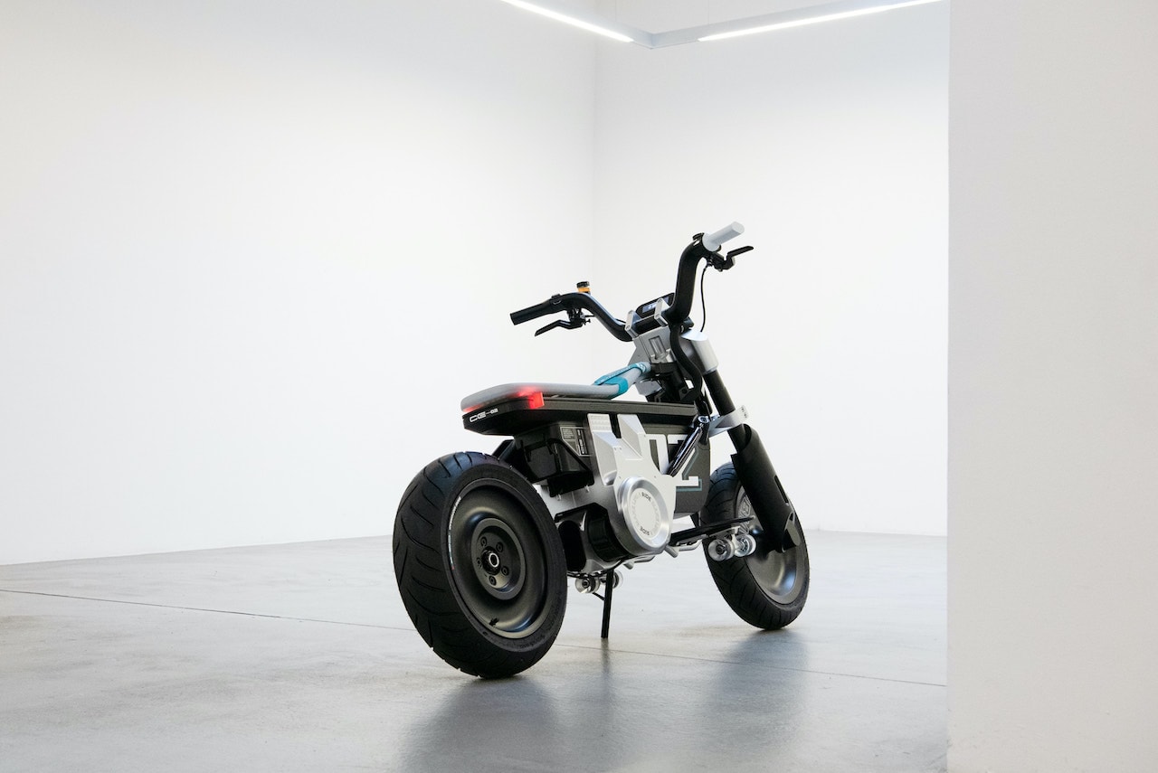 BMW-Elektro-Motorrad-Concept-02-Heck