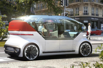Volkswagen-OnePod-Autonomes-Elektrofahrzeug