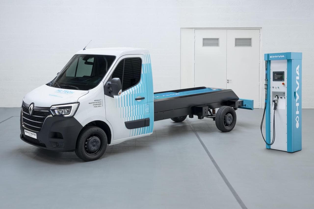 Renault-Master-Wasserstoff-Fahrgestell-Transporter-Hyvia