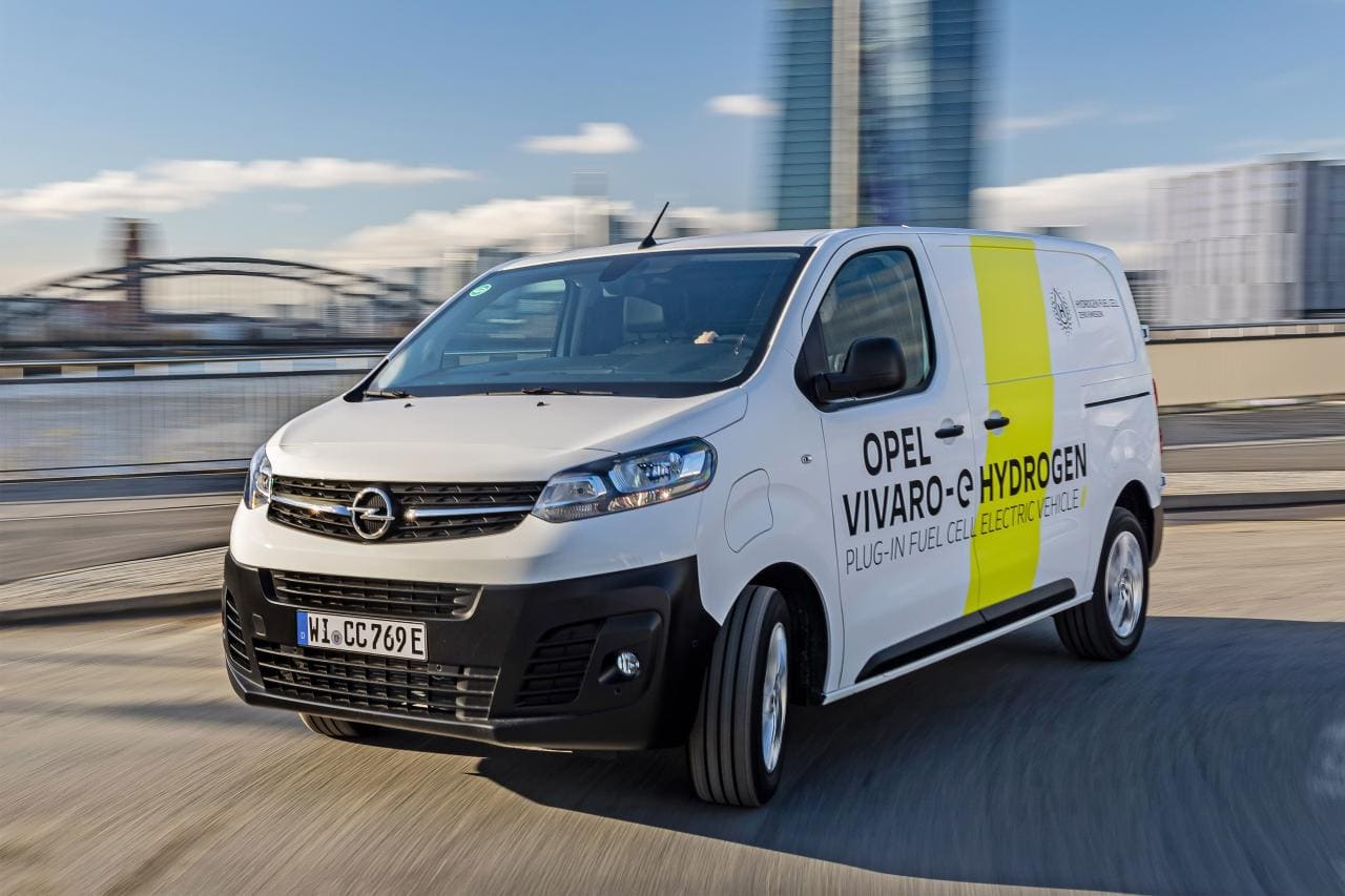 Opel: Erster Wasserstoff-Vivaro im harten Einsatz