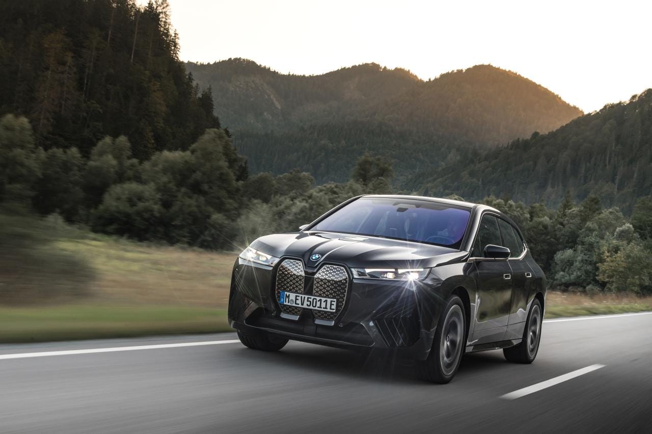 BMW legt Pläne für vollelektrische Zukunft offen!