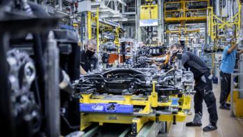 Mercedes baut ab 2024 eigene Elektroantriebe für E-Autos