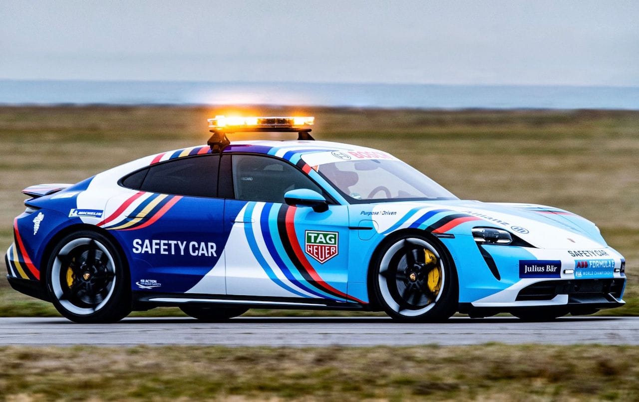 Elektroauto-Porsche-Taycan-Safety-Car-Formel-E