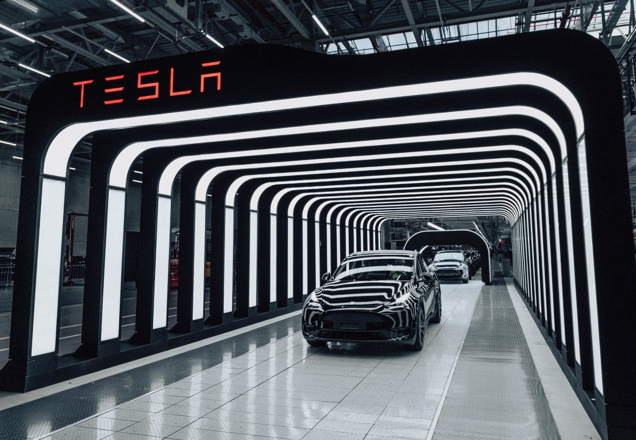 Tesla startet Auslieferungen der ersten Model Y "made in Germany"