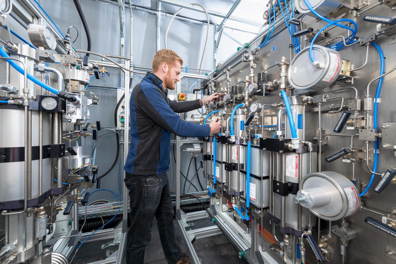 TÜV SÜD eröffnet hochmodernes Wasserstoff-Prüflabor