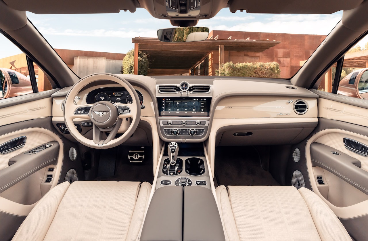 Verbrenner-Aus bis 2030: Luxusmarke Bentley wird komplett elektrisch