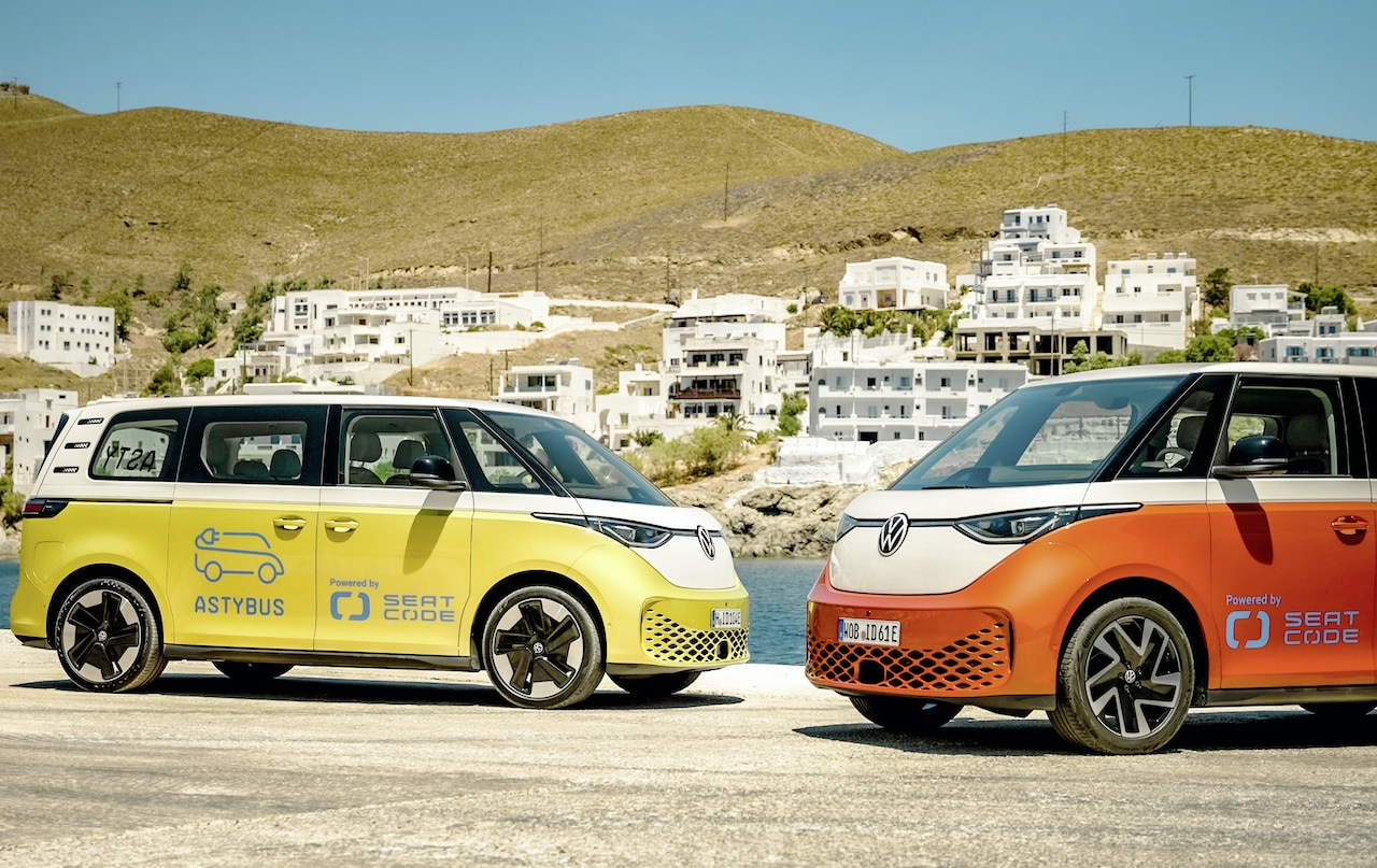 Volkswagen startet nachhaltige Mobilitätsdienste auf Astypalea