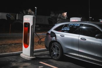 Tesla erweitert Supercharger-Zugang für Fremdmarken