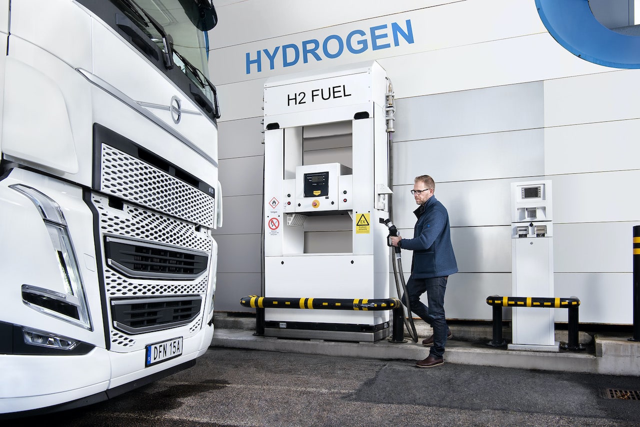 Hycet-BMW-Wasserstoff-LKW-Logistik