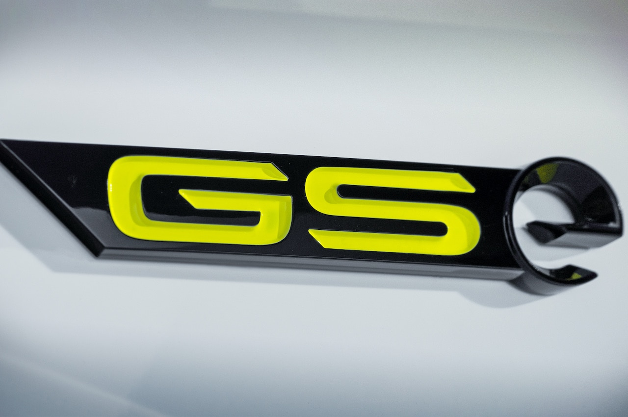 Neuer-Opel-Insignia-wird-vollelektrisch-mit-Kombi-Fahrleistungen