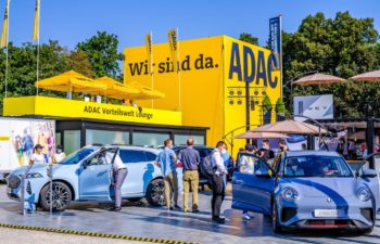 ADAC untersucht Ladeverluste bei E-Autos