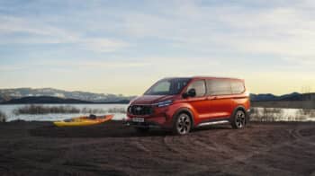 Großraum-Van unter Strom: Ford präsentiert neuen E-Tourneo Custom